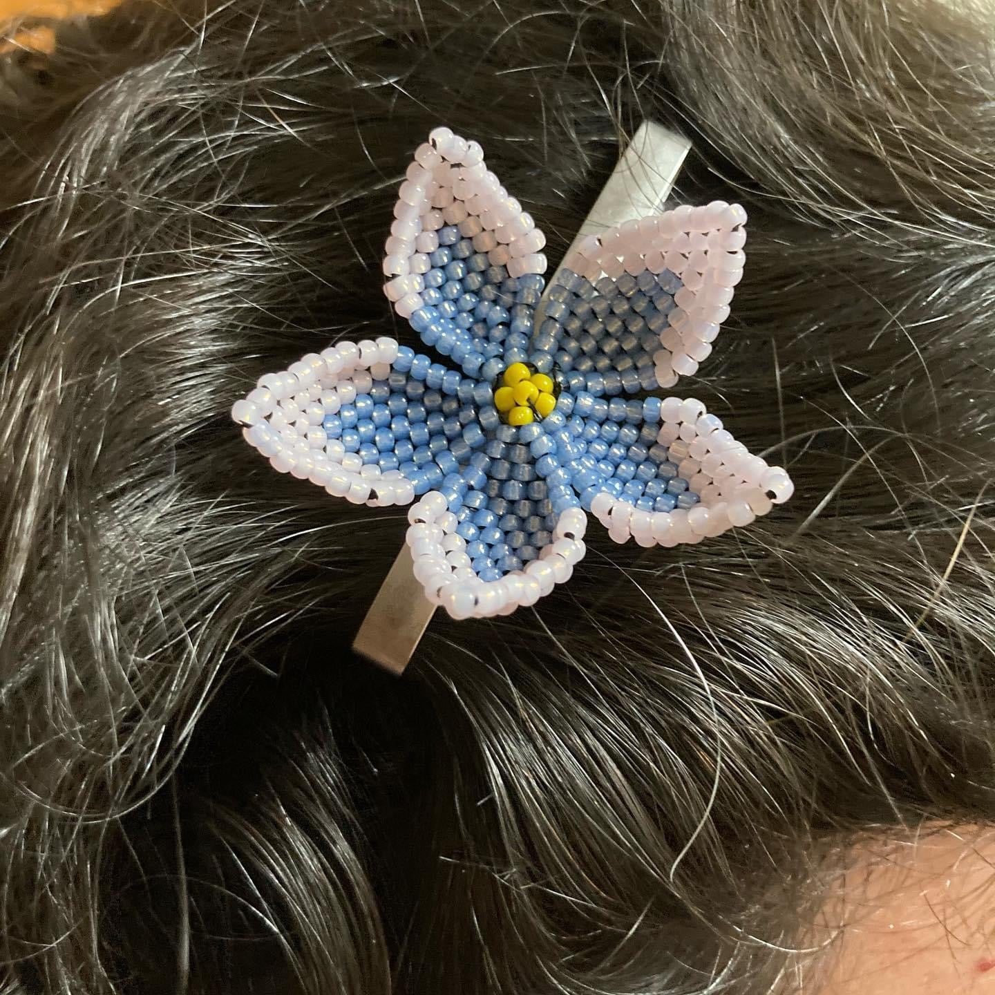 Beaded 3D flower hair clip
