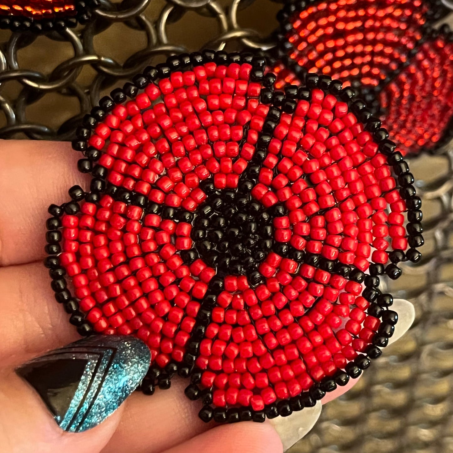 Beaded poppy magnet