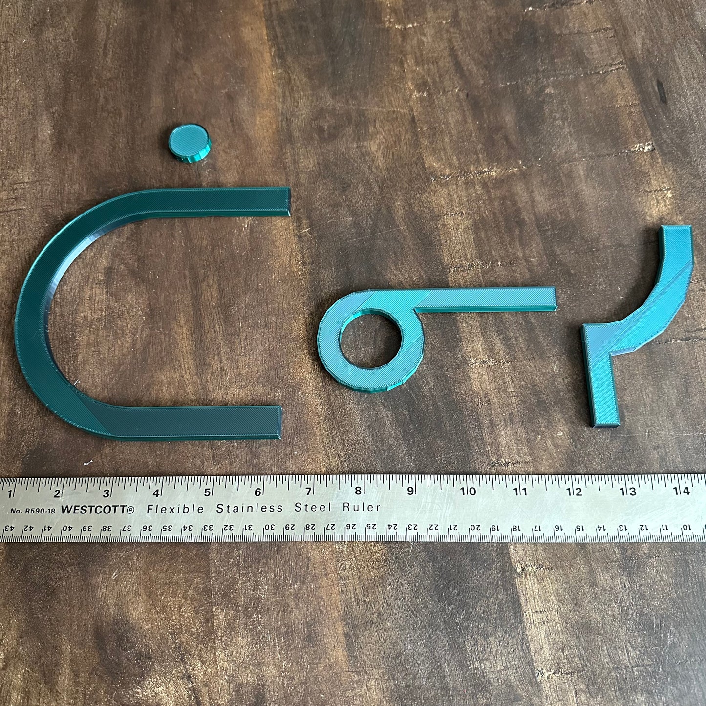 Tânsi Wall decor syllabics