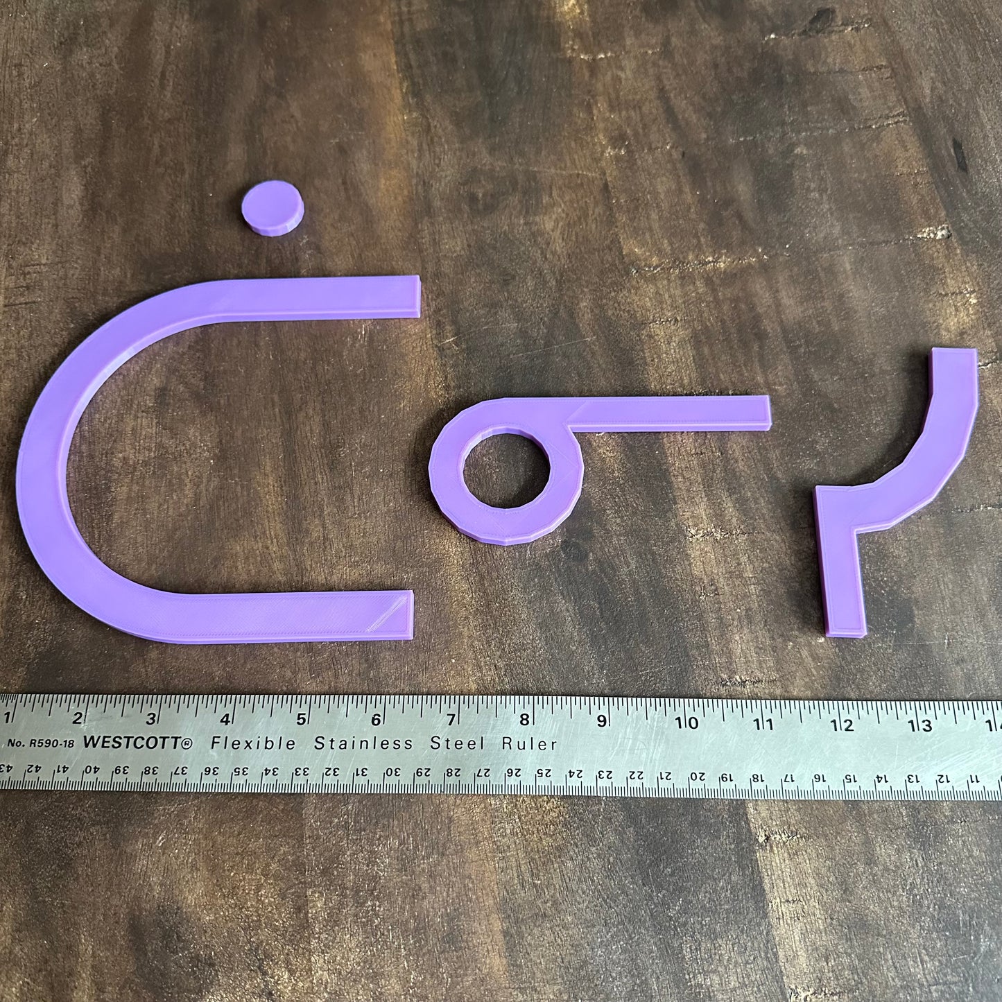 Tânsi Wall decor syllabics