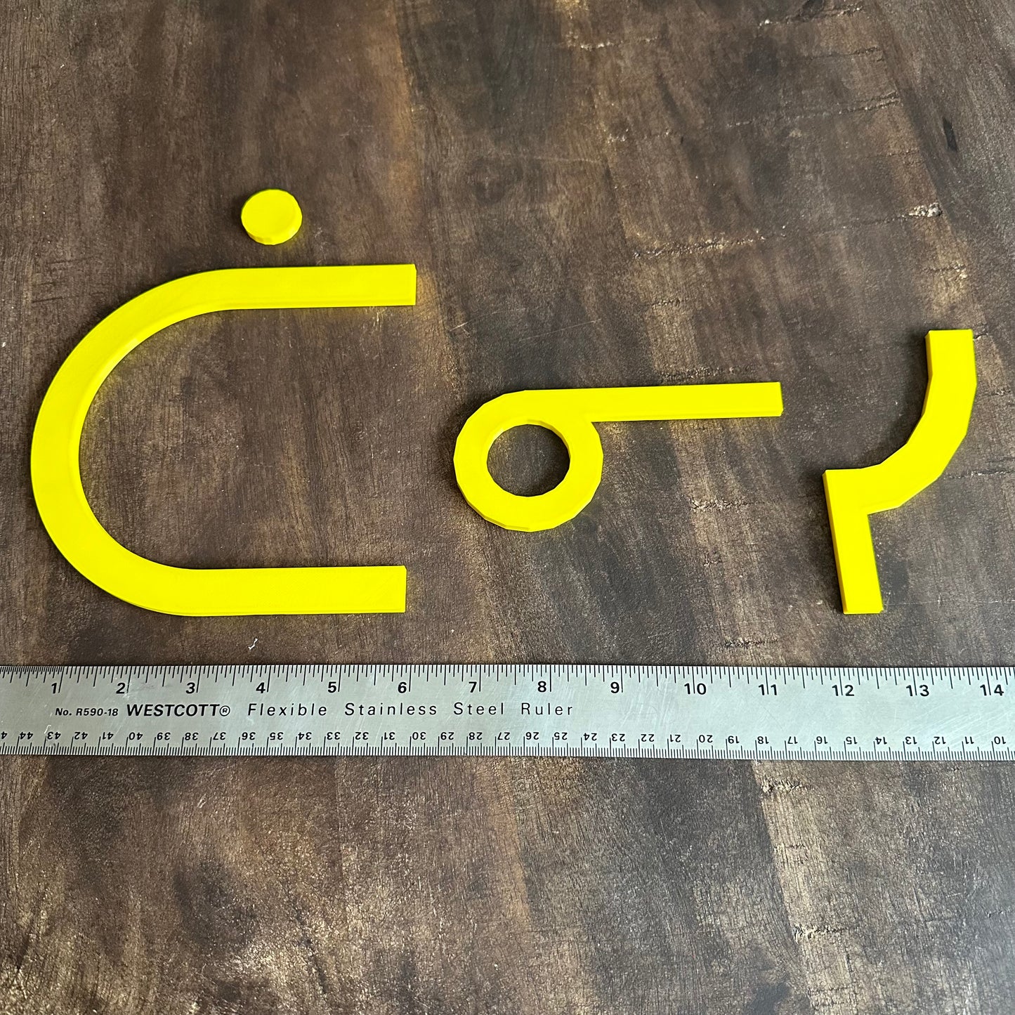 Tânsi Wall decor syllabics