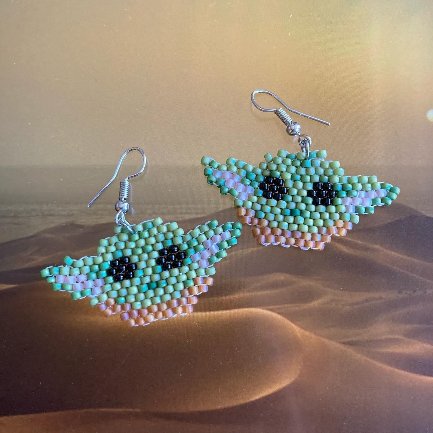 Beaded baby yoda earrings