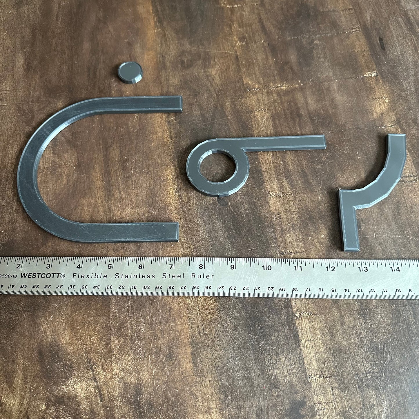 Tânsi Wall decor syllabics