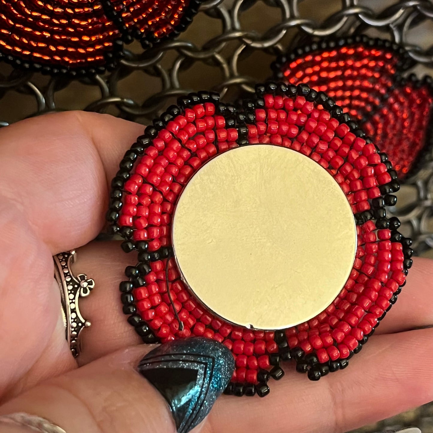 Beaded poppy magnet