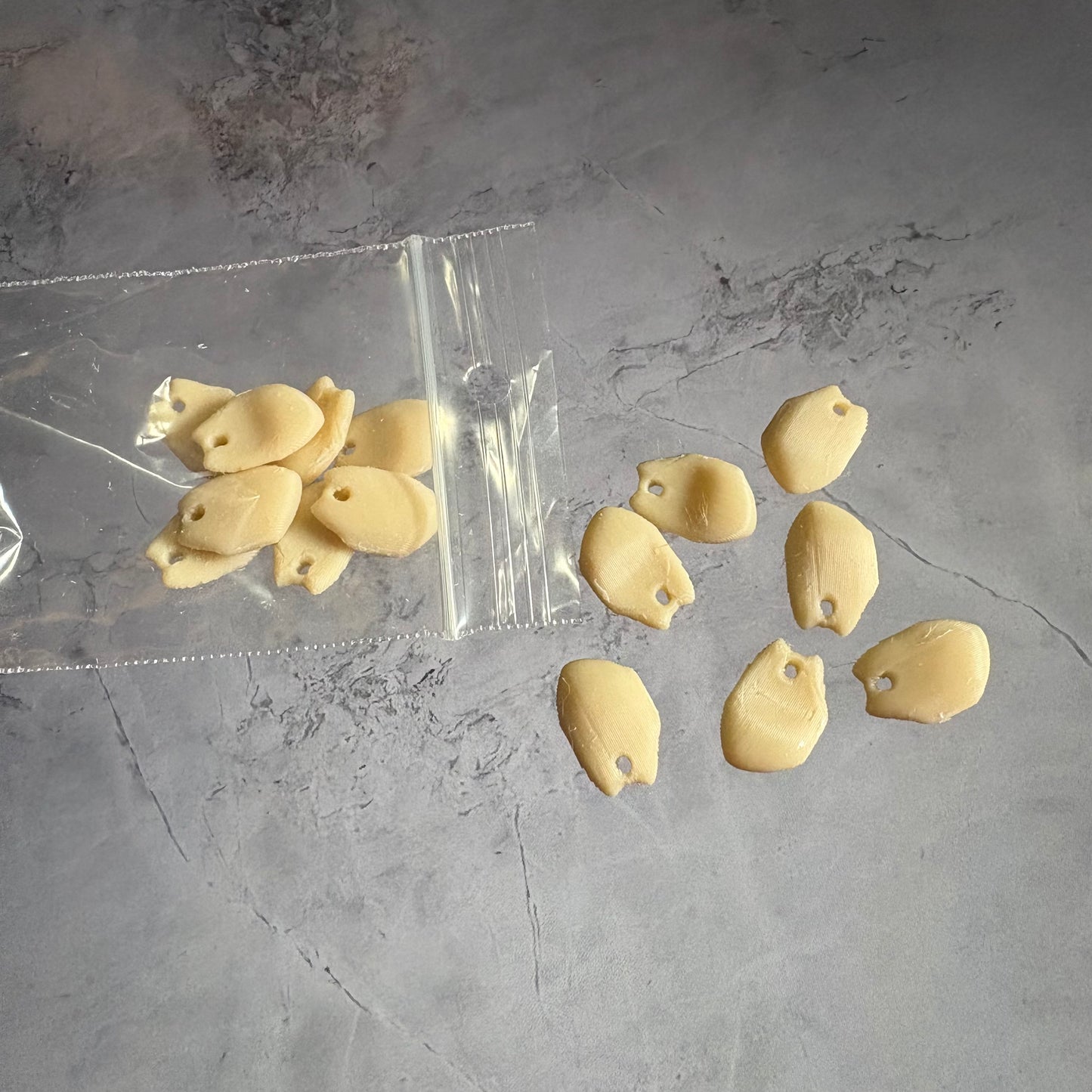 Elk Teeth inspired 3D printed pieces