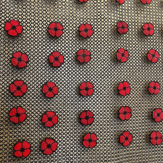 Beaded poppy magnet
