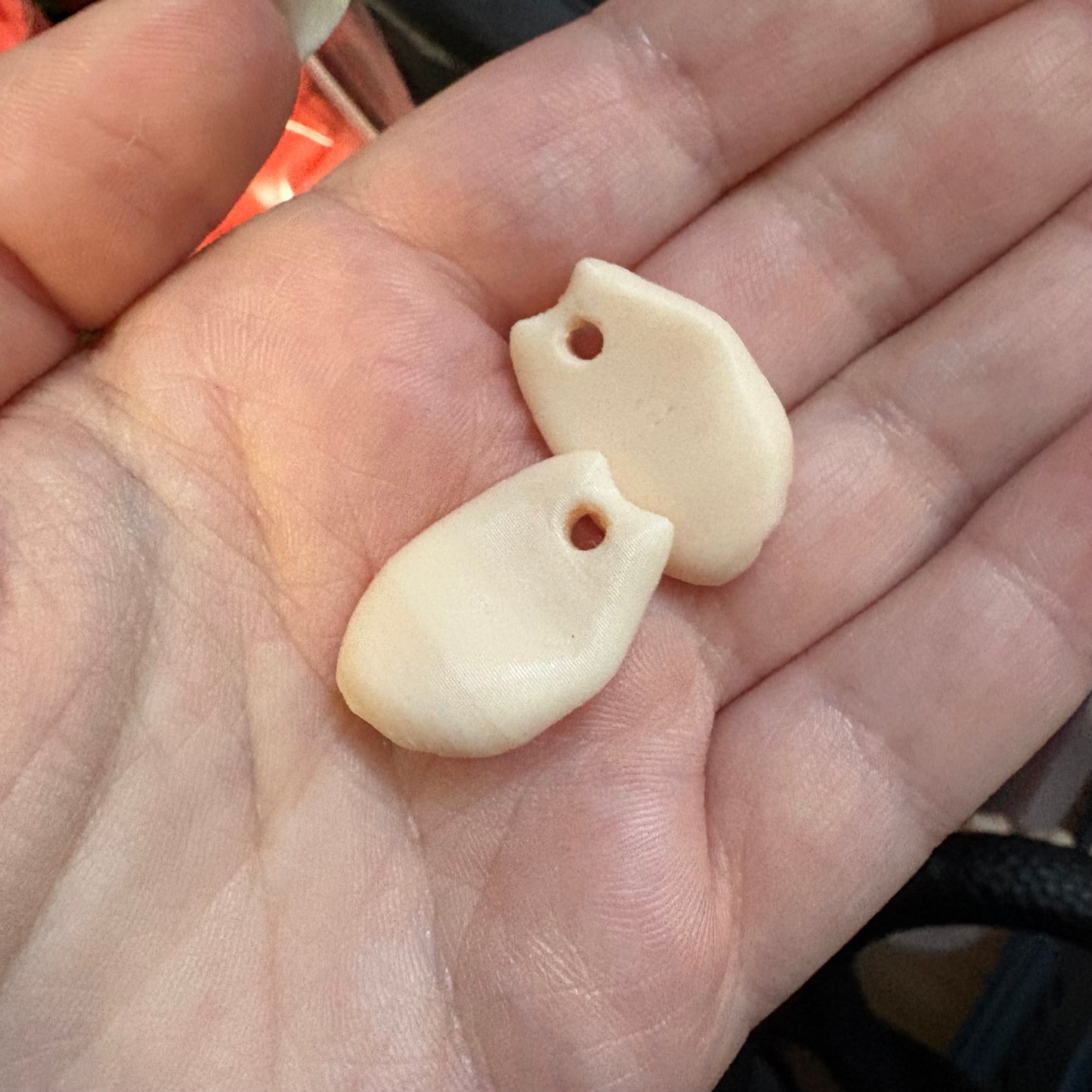 Elk Teeth inspired 3D printed pieces