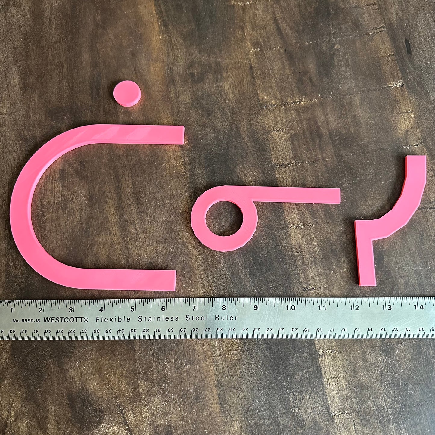 Tânsi Wall decor syllabics