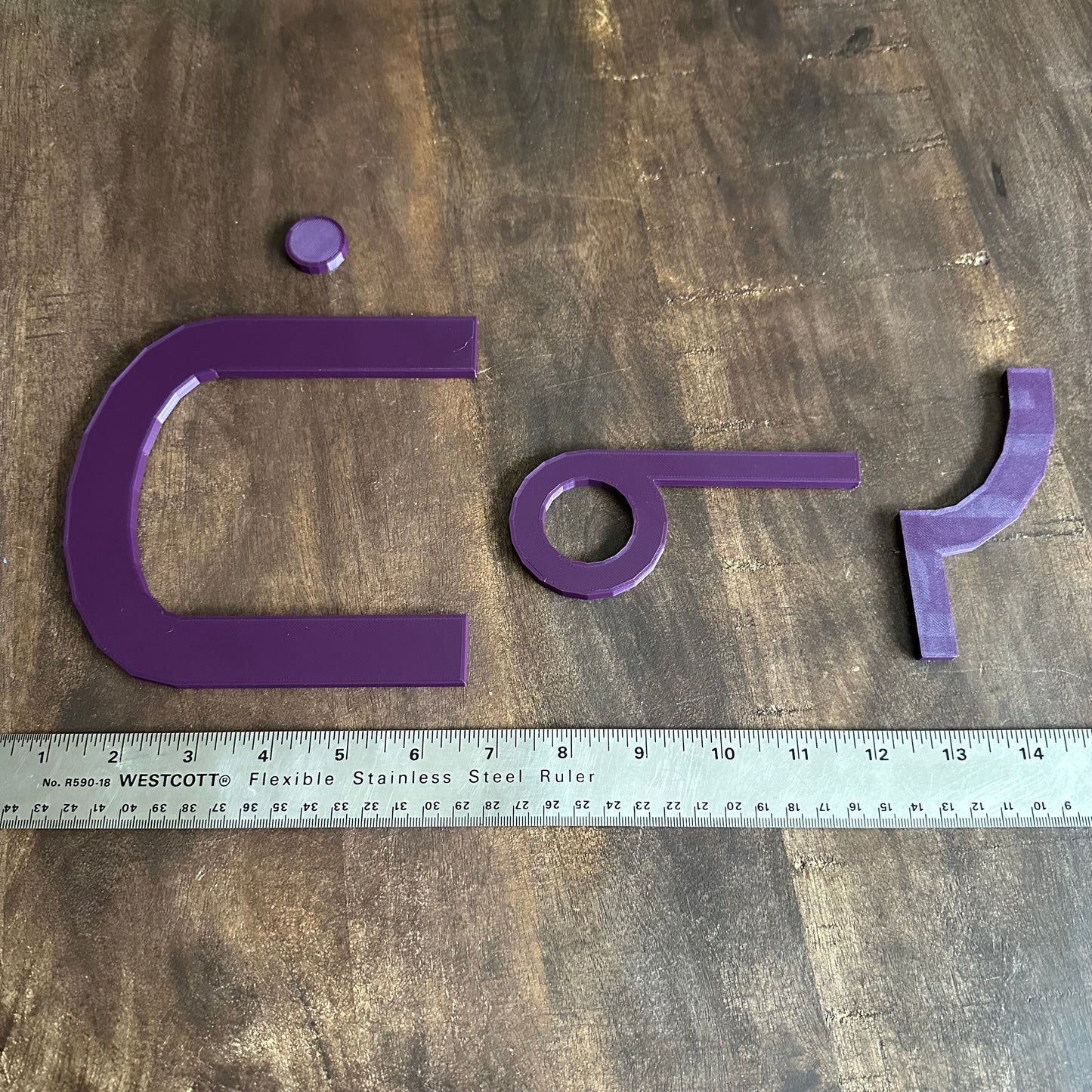 Tânsi Wall decor syllabics