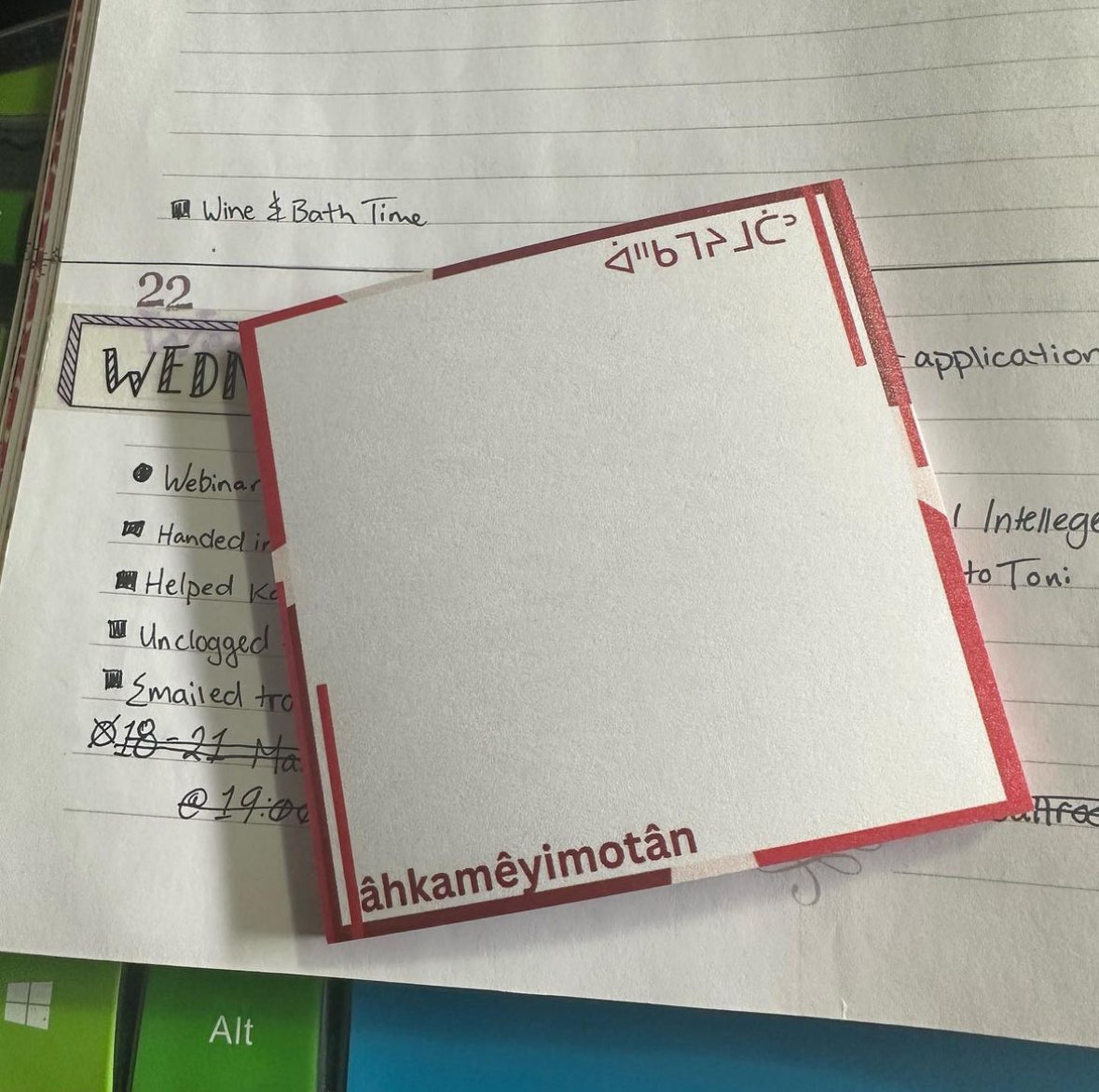 Âhkamêyimotân post it notes