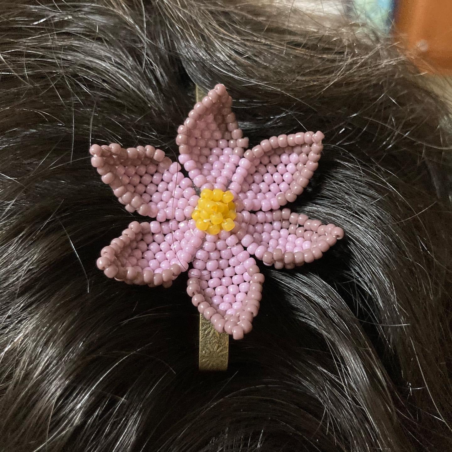 Beaded 3D flower hair clip
